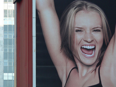 happy-girl-with-dry-armpits-by-jp-puerta.jpg