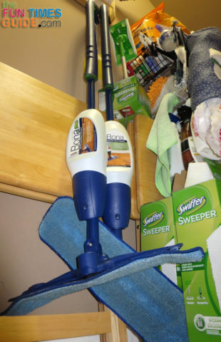 BONA SPRAY MOP REVIEW  BONA SPRAY MOP VS O CEDAR PROMIST MAX