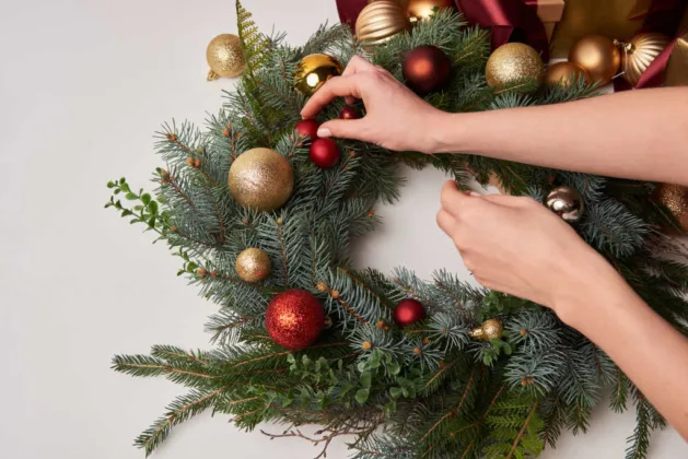 Christmas tree mold can grow on artificial trees and wreaths that have been stored in damp or humid spaces like attics and basements, as well.