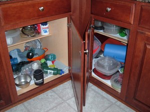 kitchen-cabinet-organizers-by-Rubbermaid-Products.jpg