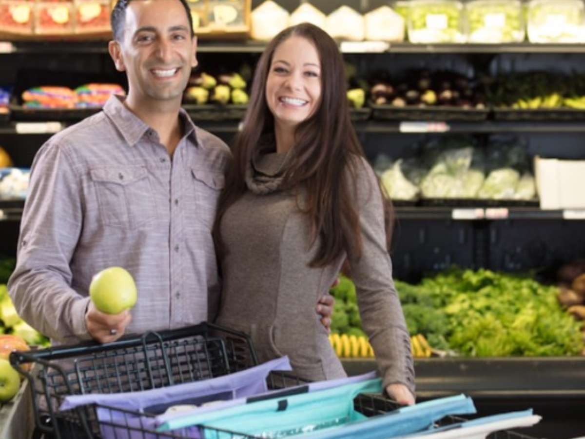 lotus-trolley-bag-inventors-Farzan-and-Jen These are the inventors of the Lotus Trolley Bag, Farzan and Jen Dehmoubed from Carlsbad, California.