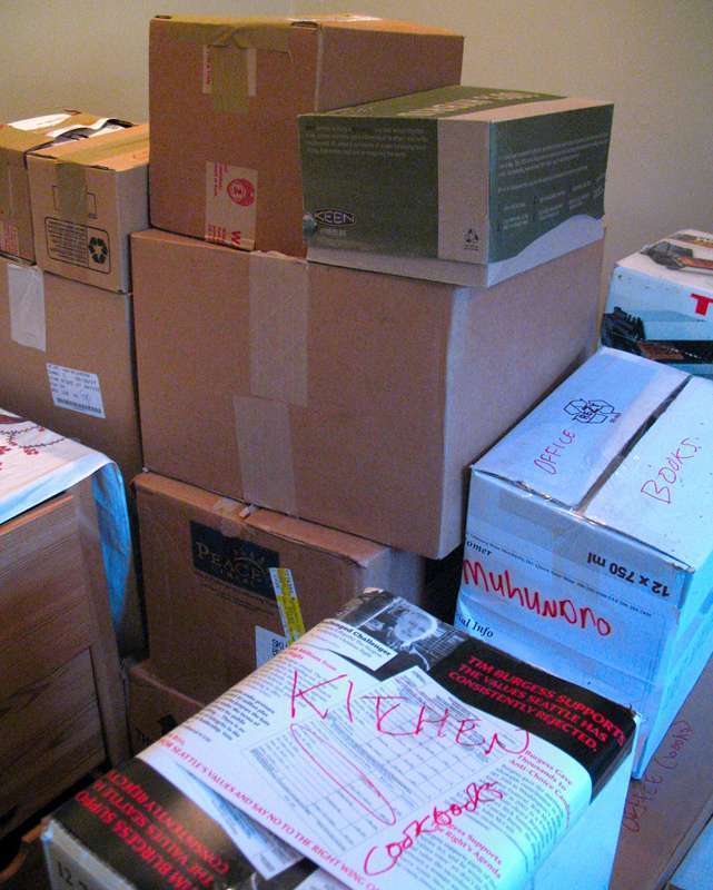 Where To Get Moving Boxes For FREE, Where To Buy Moving Boxes, Plus