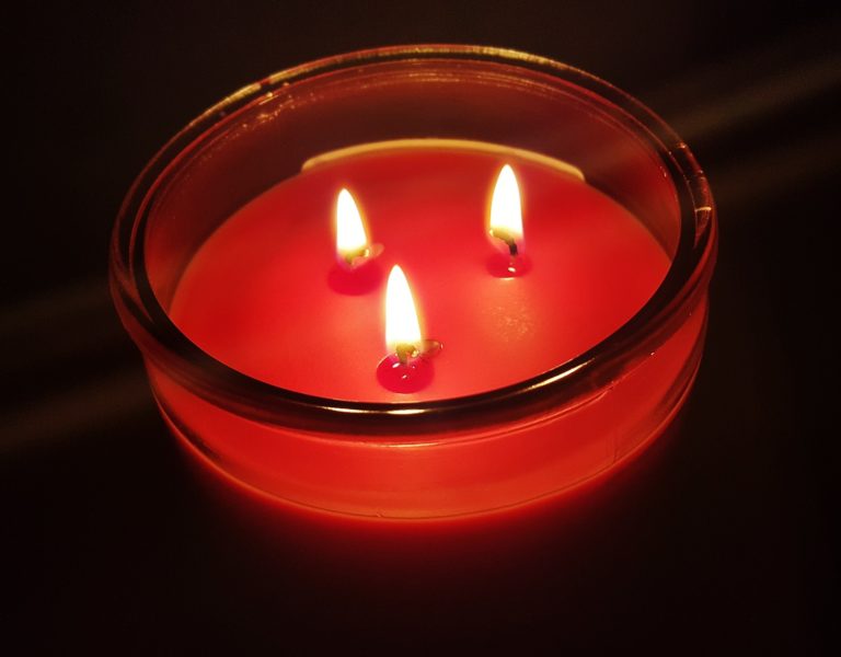 Want Long Lasting Candles? 10 Candle Burning Tips For Longer Burning