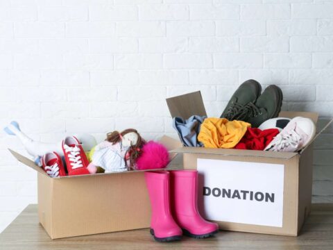 If you want to avoid having to take a bunch of stuff to donation facilities, I recommend you check out this list of items that do NOT sell well at yard sales. 