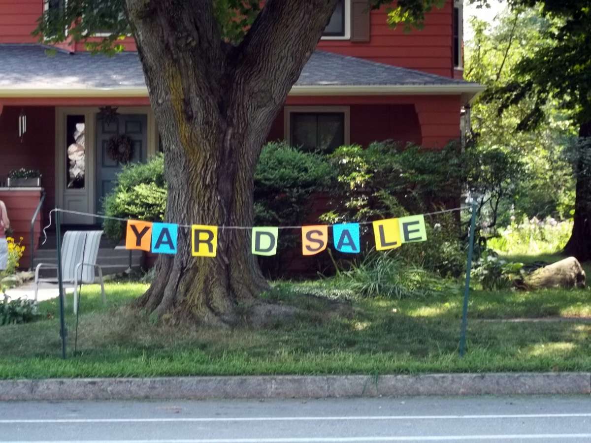 Your garage sale pennants don't have to spell out a word like "YARD SALE"... any type of pennant will attract attention! 