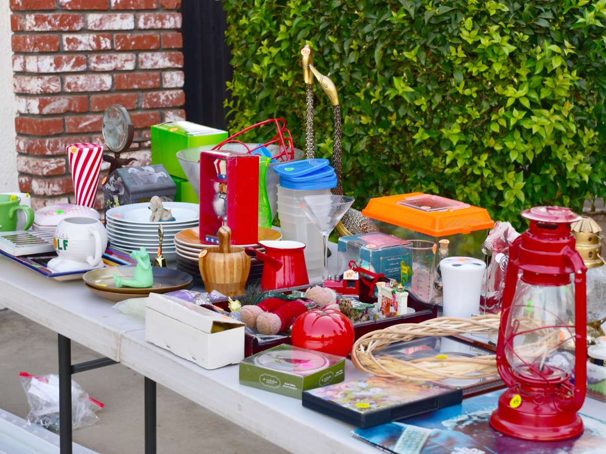 Imagine how much more difficult it would be to closely inspect these items if they were INSIDE the garage instead of outside like they are here. That's just ONE reason why a Yard Sale is better than a Garage Sale.